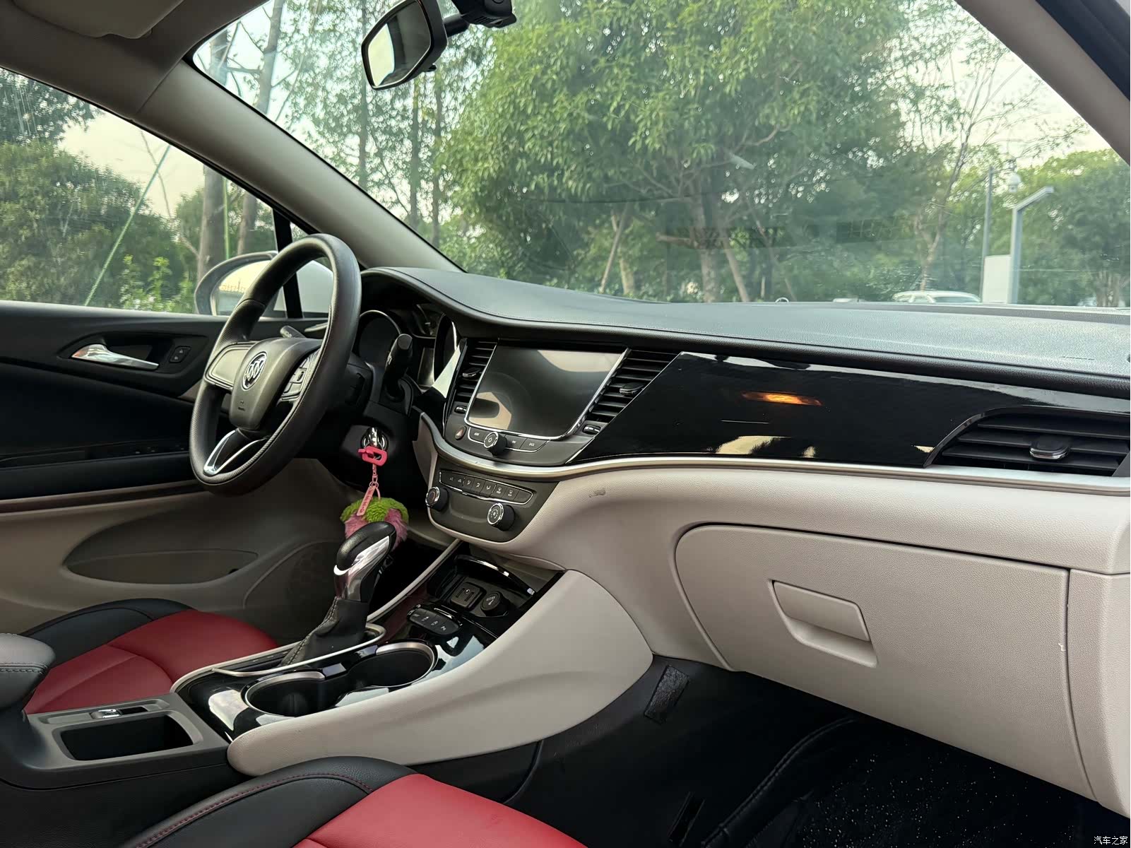 Buick Verano, 2020 9