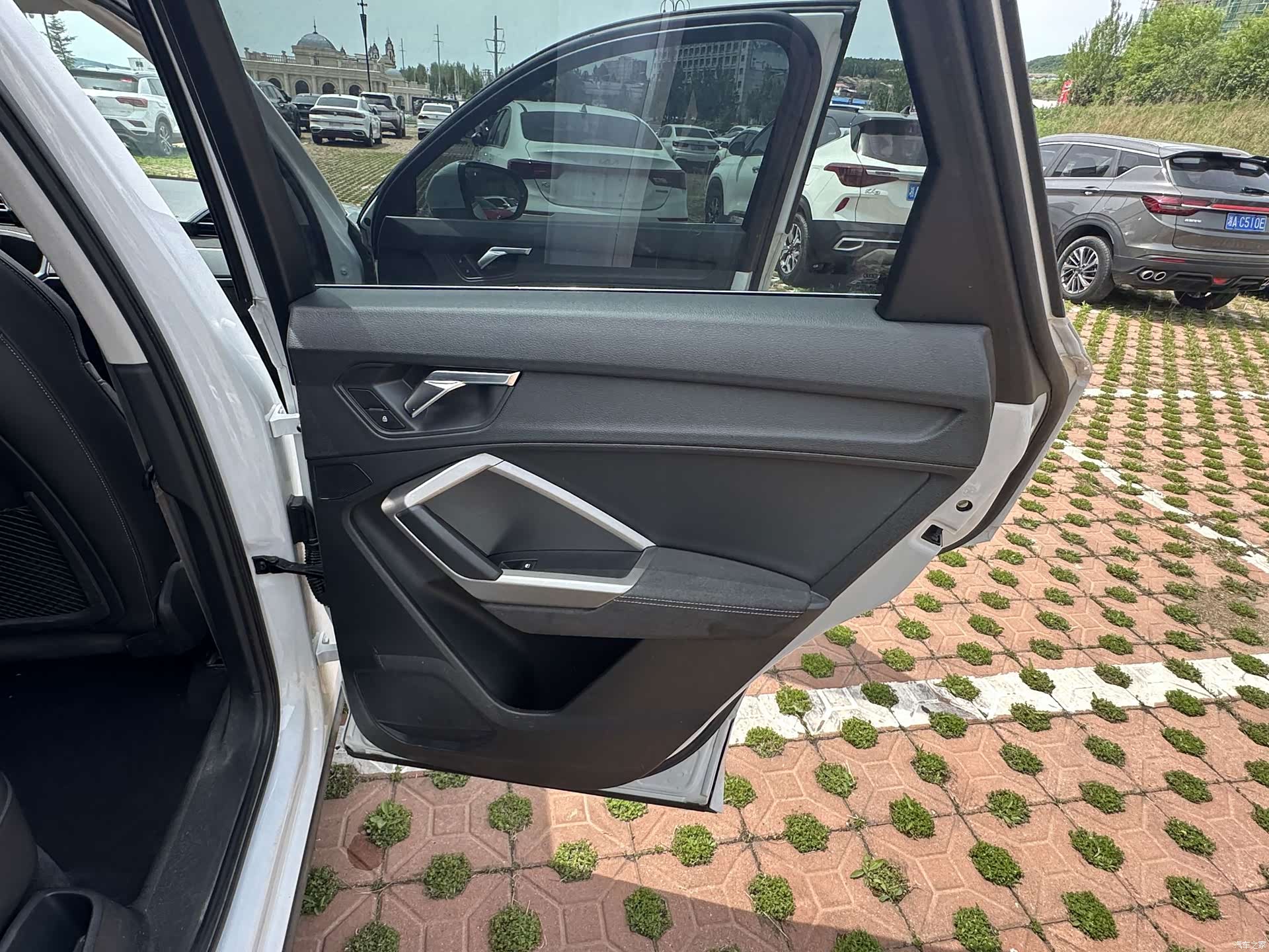 Audi Q3, 2022 7