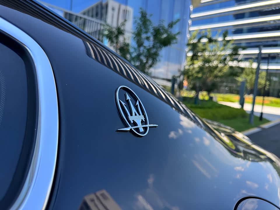 Maserati President
