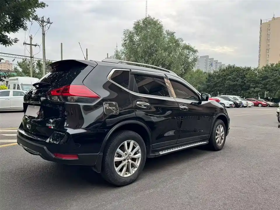 Nissan Qijun
