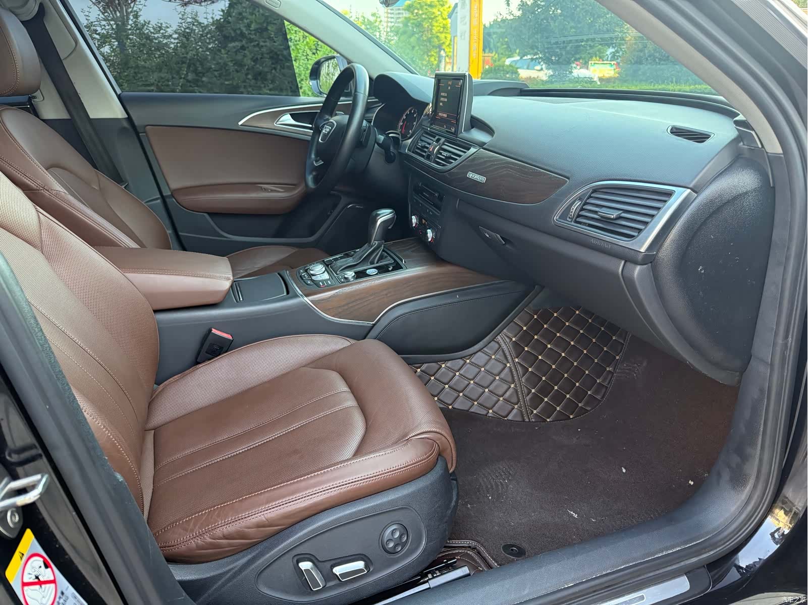 Audi A6L, 2016 12