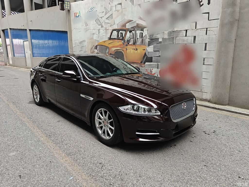 Jaguar XJ, 2015 12