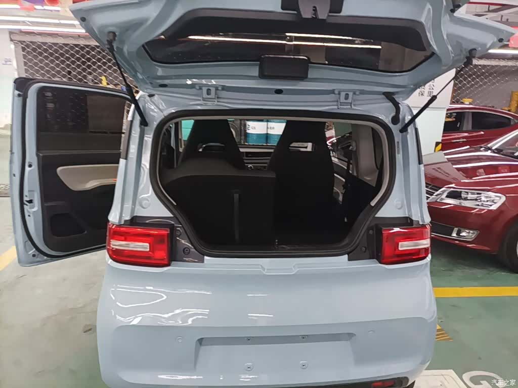 Wuling MINIEV, 2021 15
