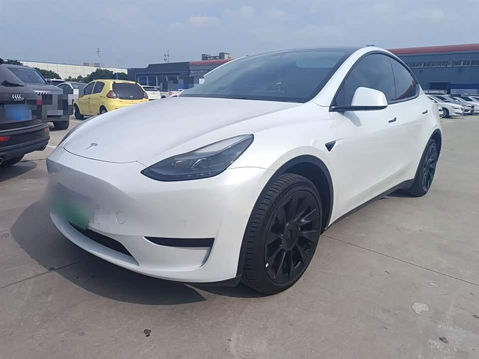 Tesla Model Y Tesla Model Y