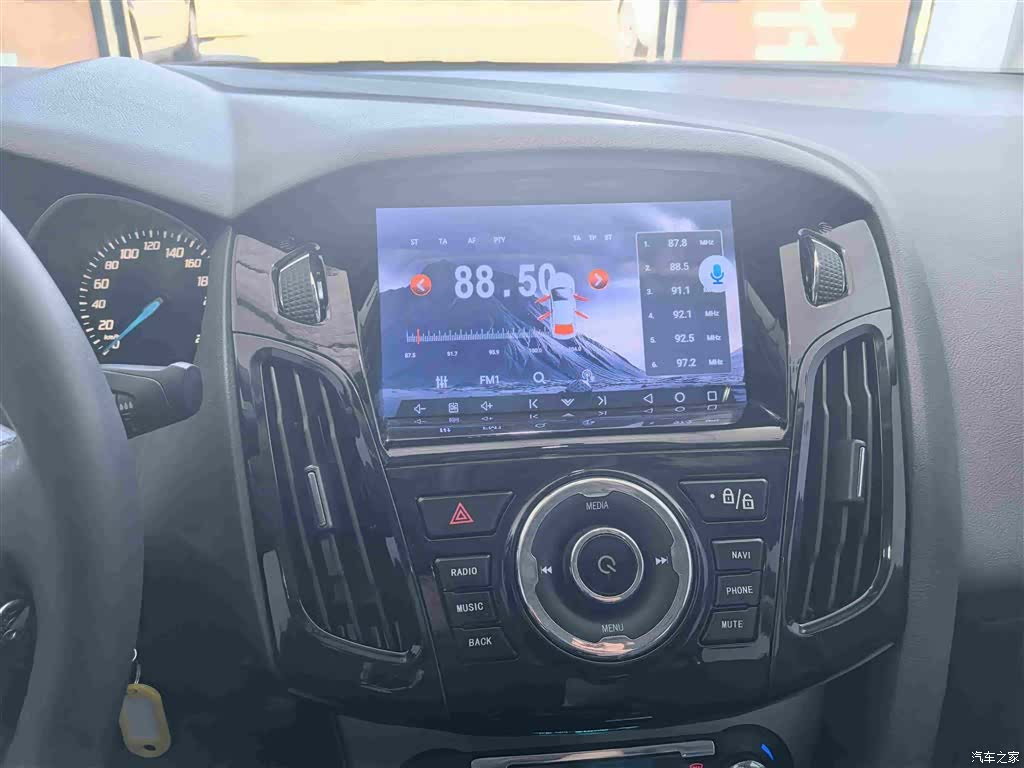 Ford Focus, 2015 16
