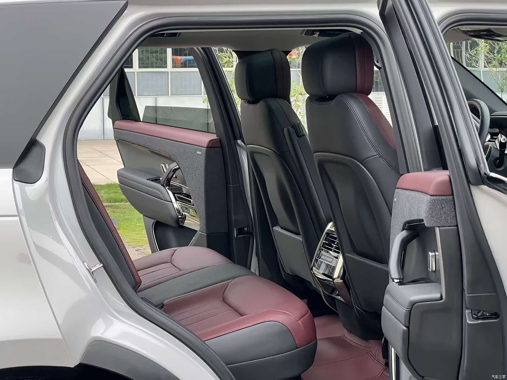 Land Rover Range Rover, 2023 13
