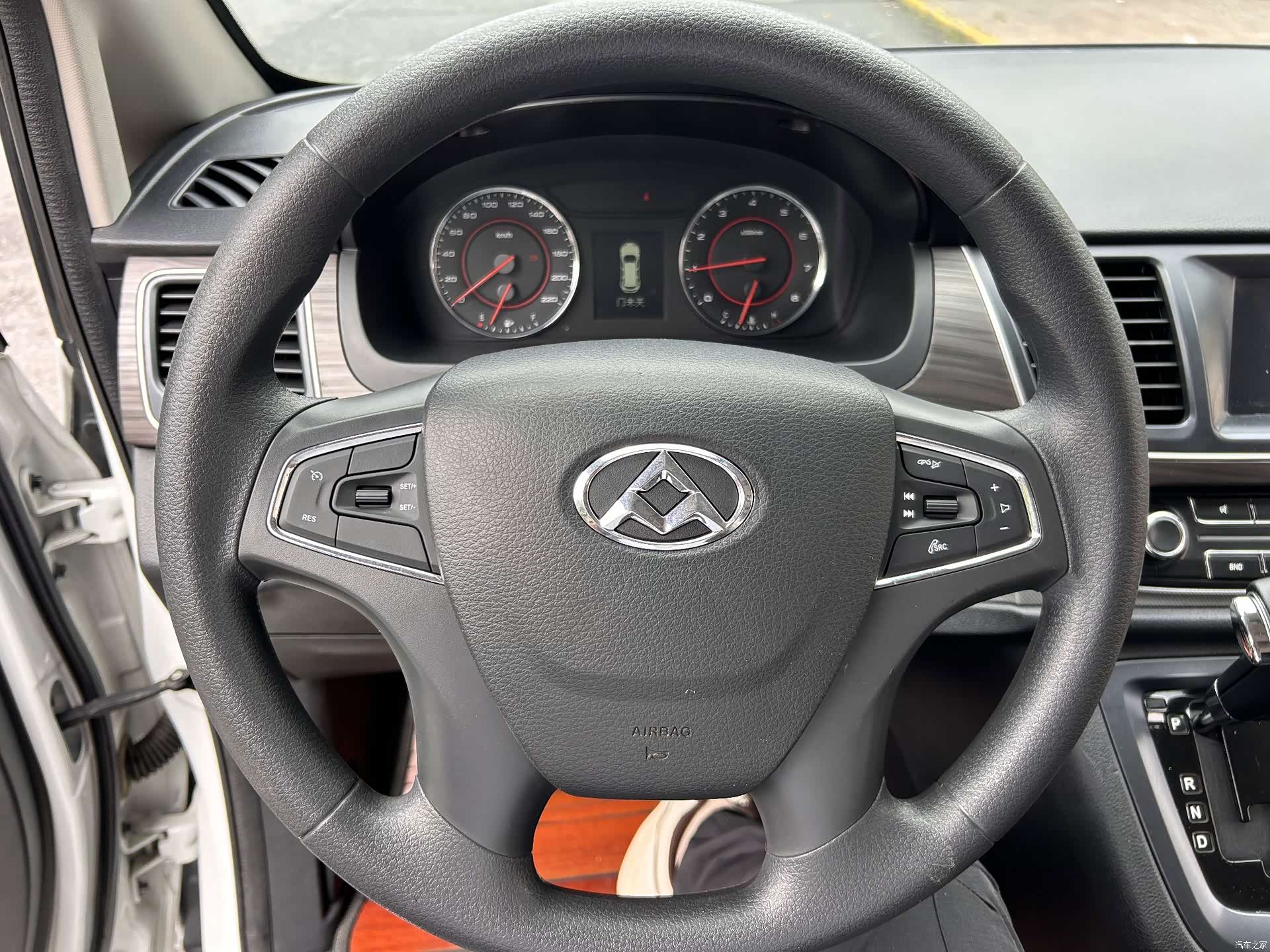 Maxus G10, 2019 13