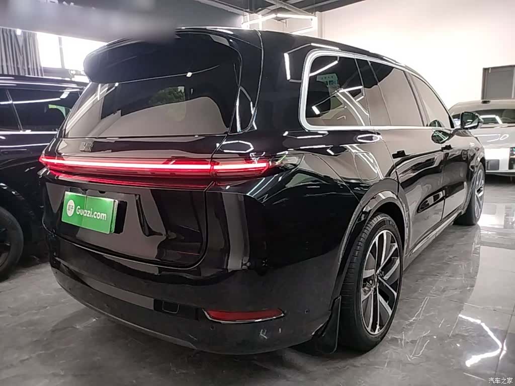 Li Auto L9, 2023 7