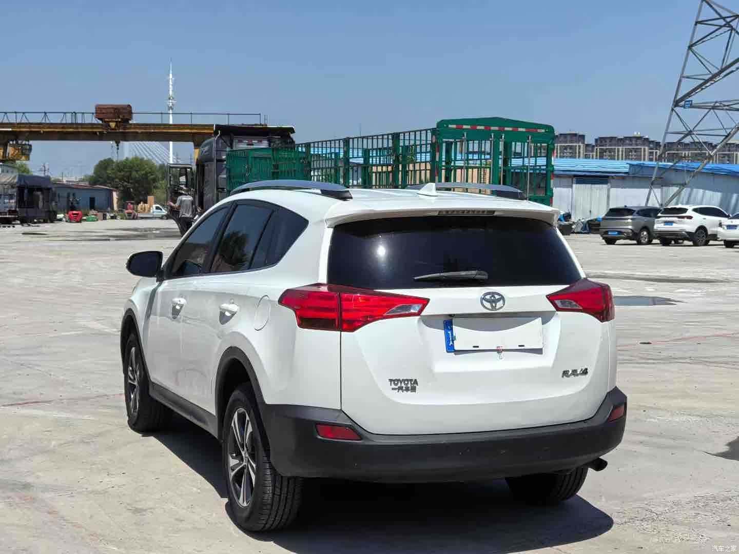 Toyota RAV4, 2015 9