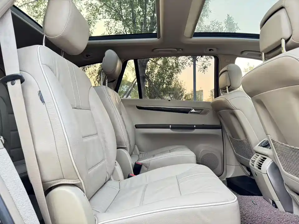 Mercedes-Benz R-class