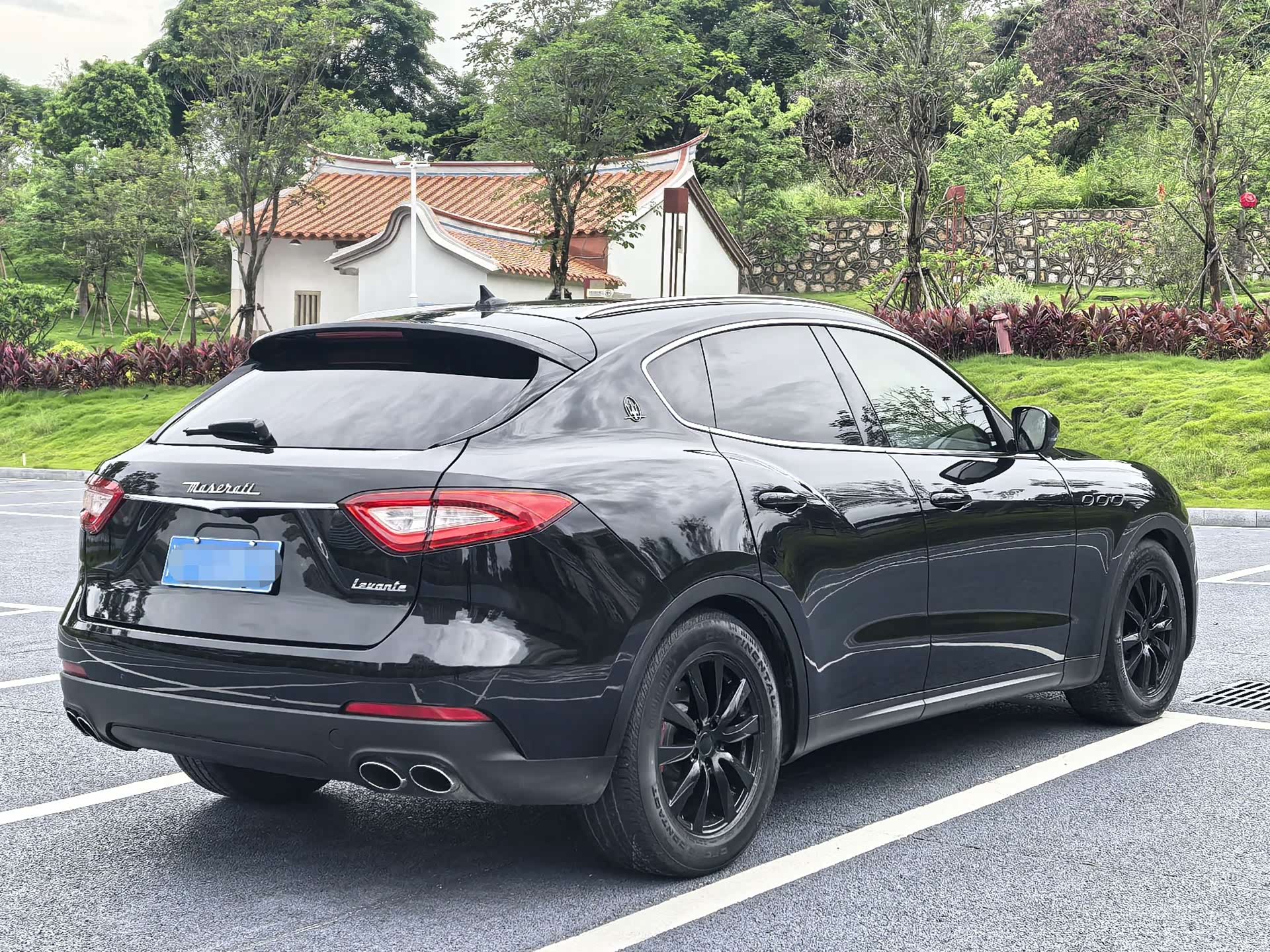 Maserati Levante, 2017 4