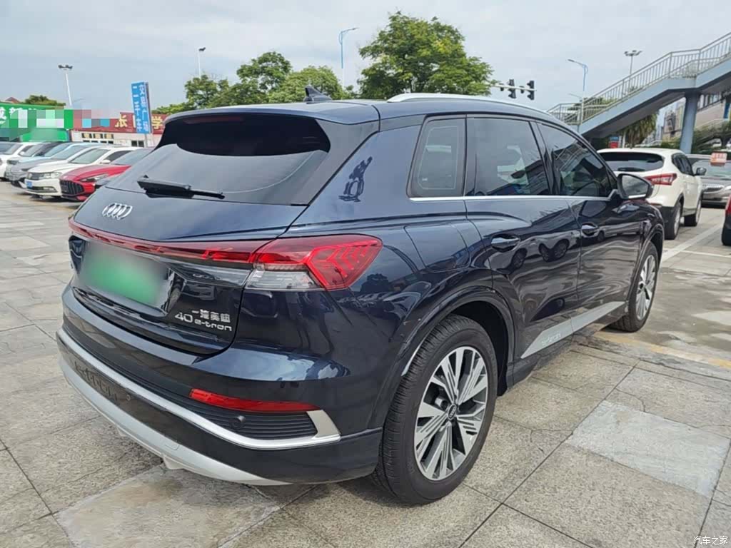 Audi Q4 e-tron, 2023 7