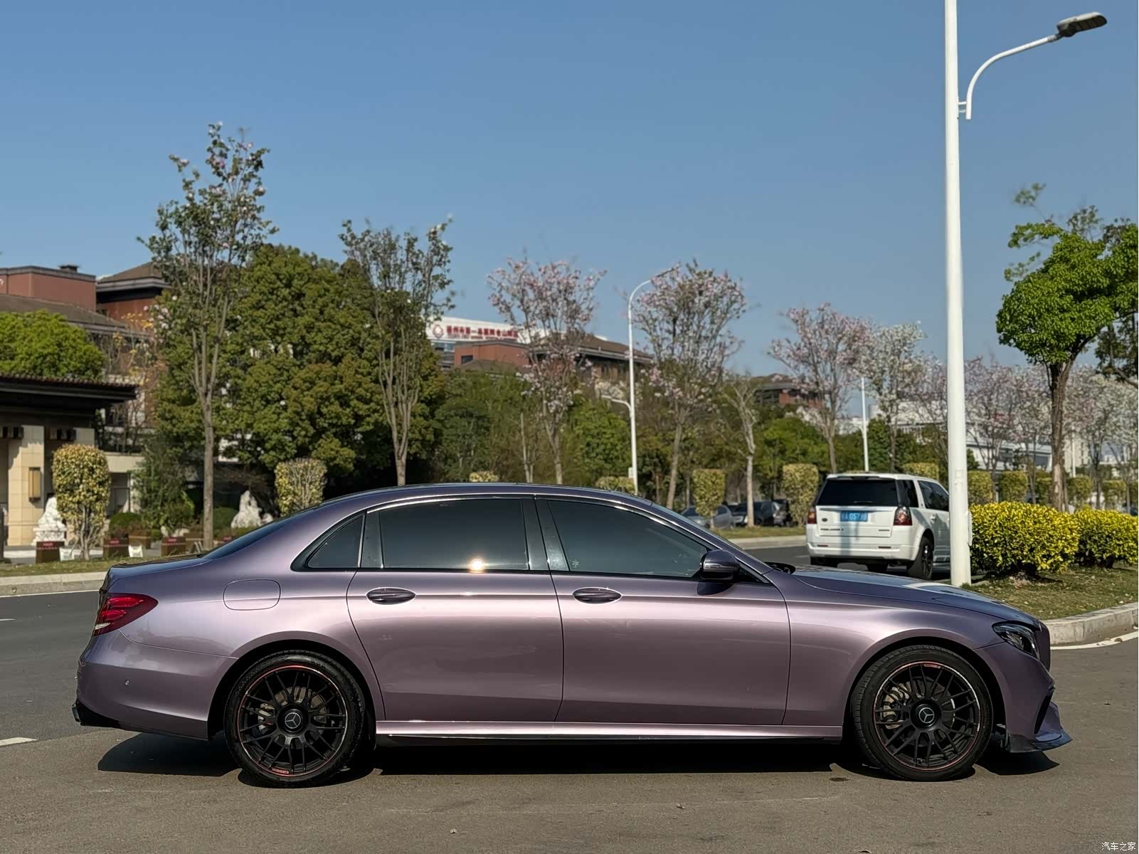 Mercedes-Benz E-Class, 2019 13