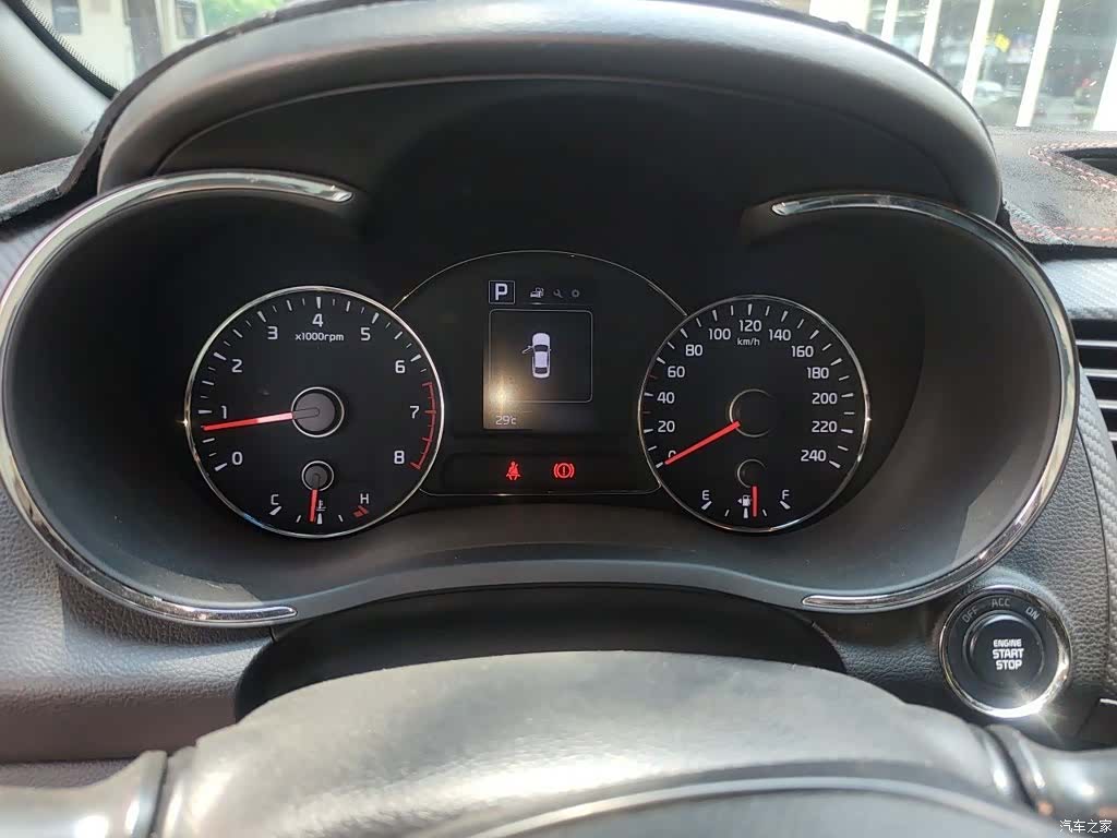 Kia K3, 2016 4