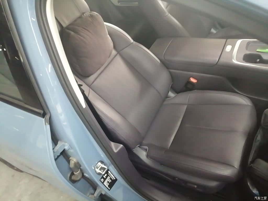 Leapmotor B01, 2025 25
