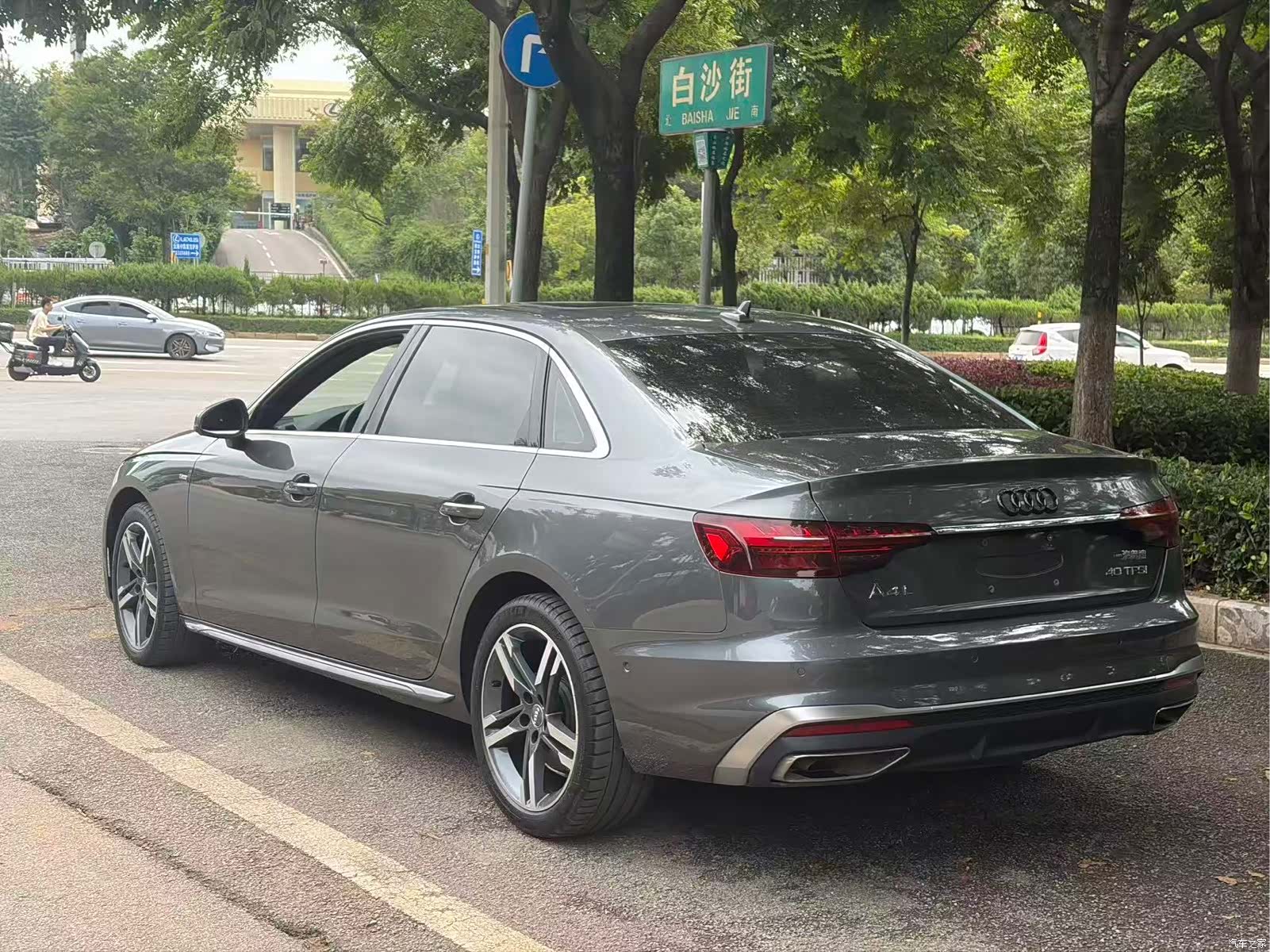 Audi A4L, 2021 10