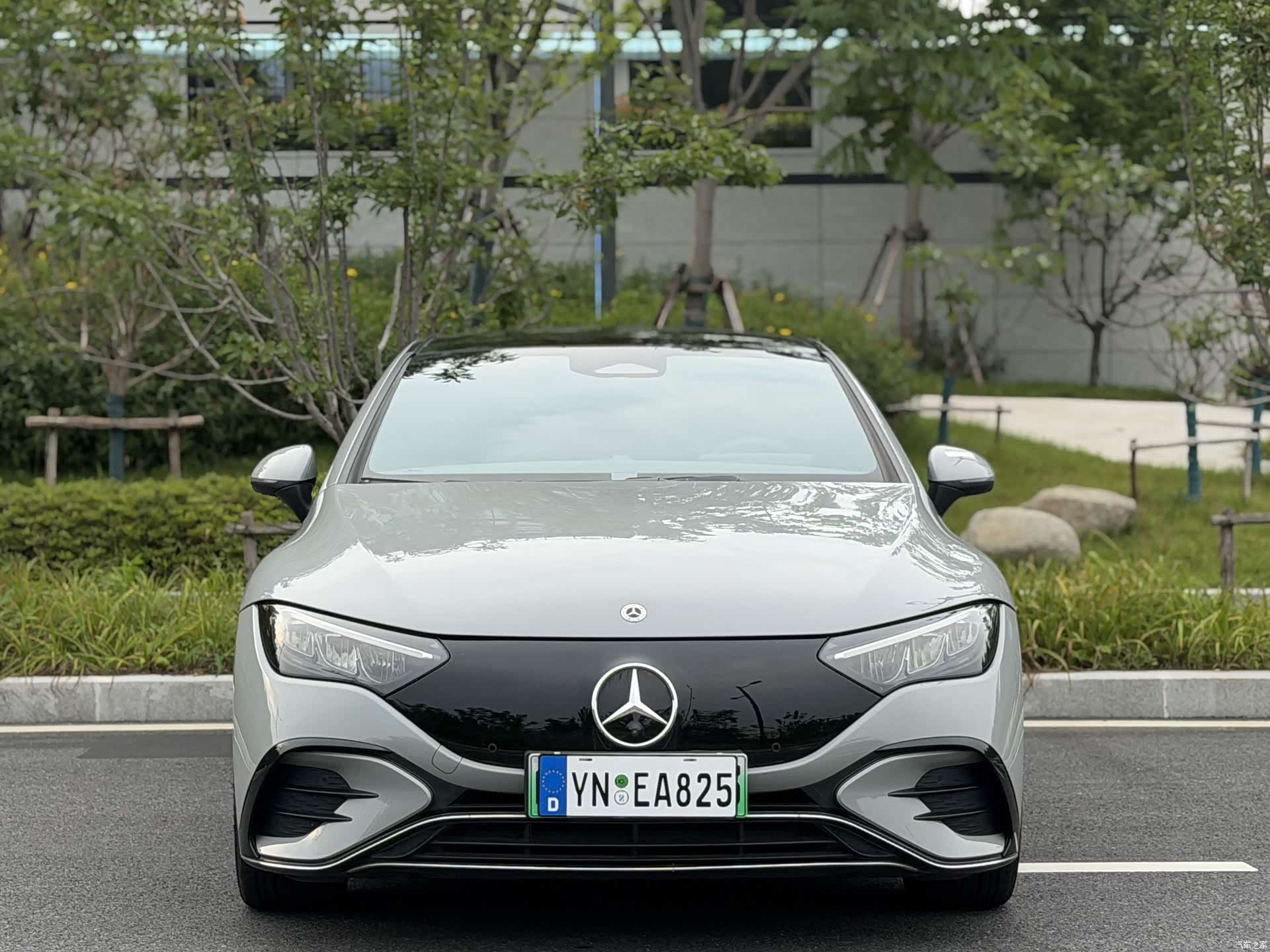 Mercedes-Benz EQE, 2023 2