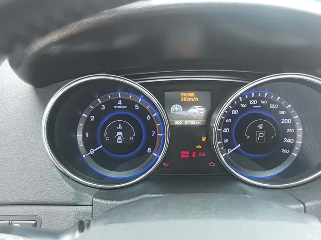 Hyundai Sonata, 2015 12