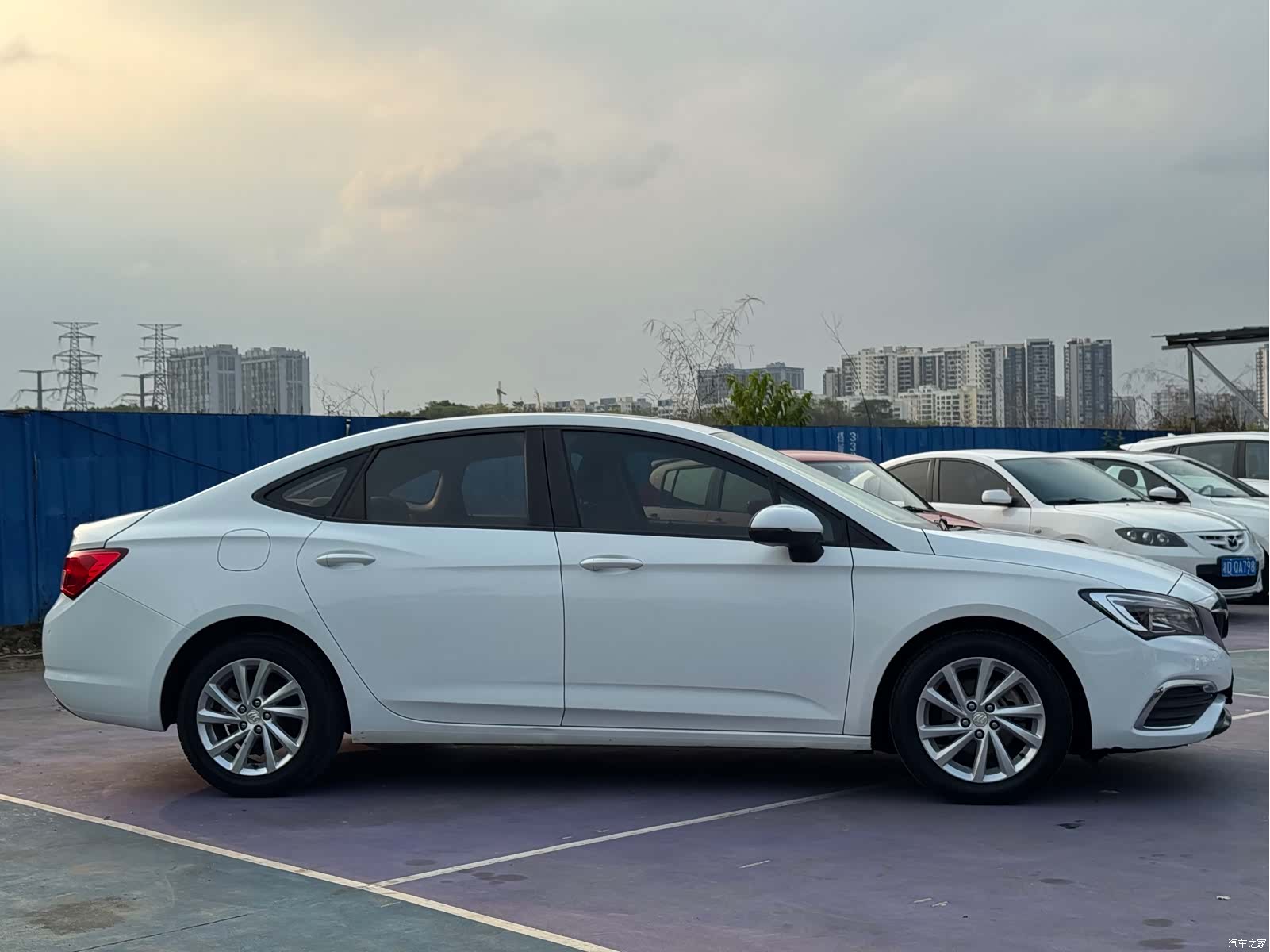 Buick Verano, 2018 4