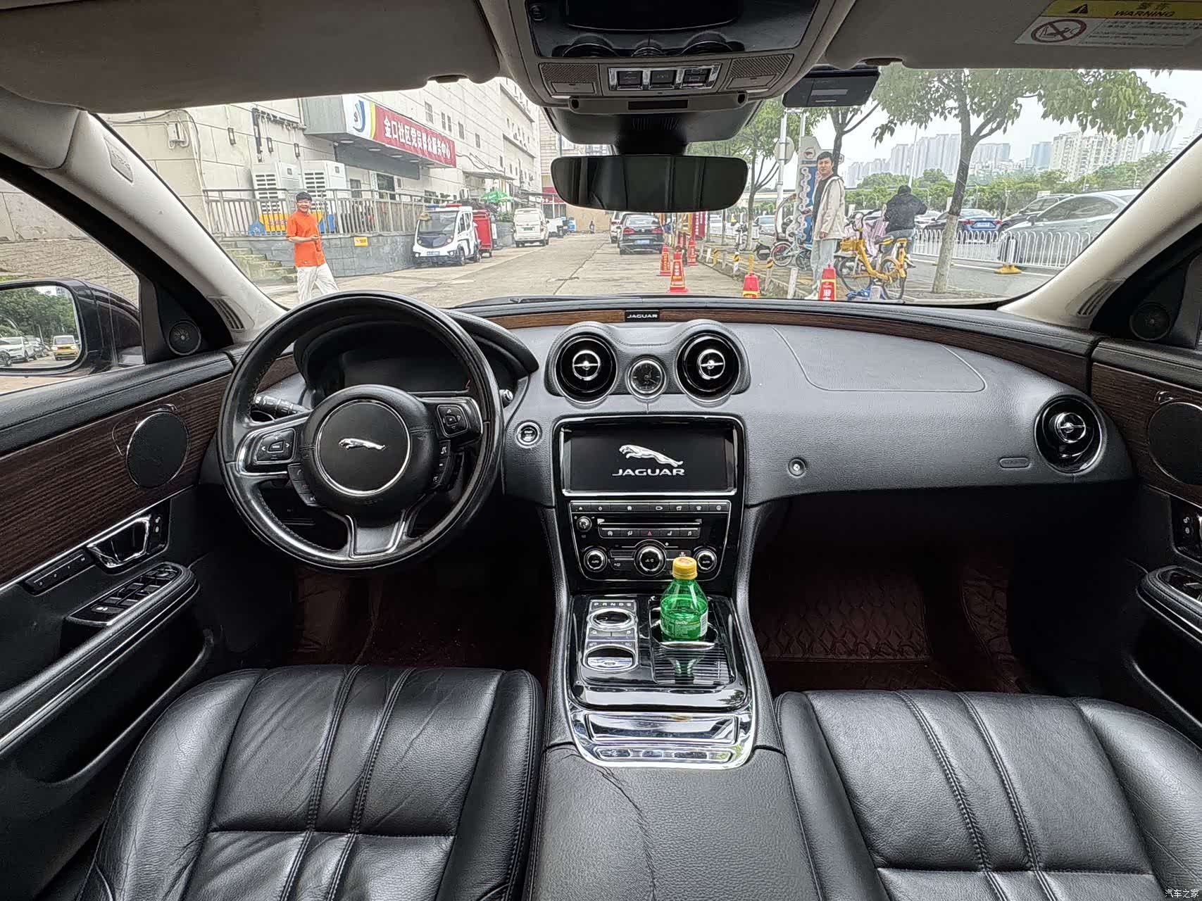 Land Rover XFL, 2018 6