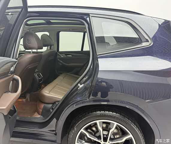 BMW X3, 2022 10