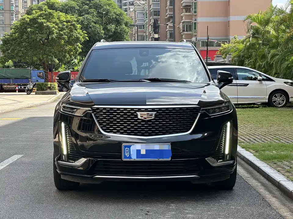 Cadillac XT6