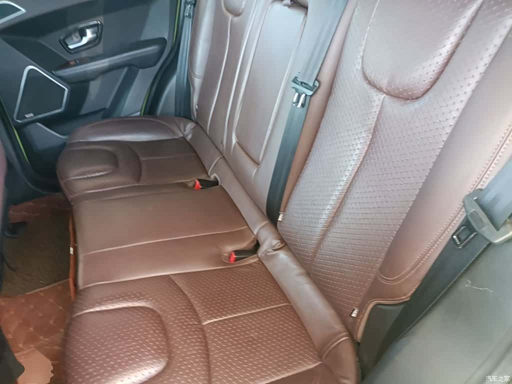 Landwind X7, 2015 17