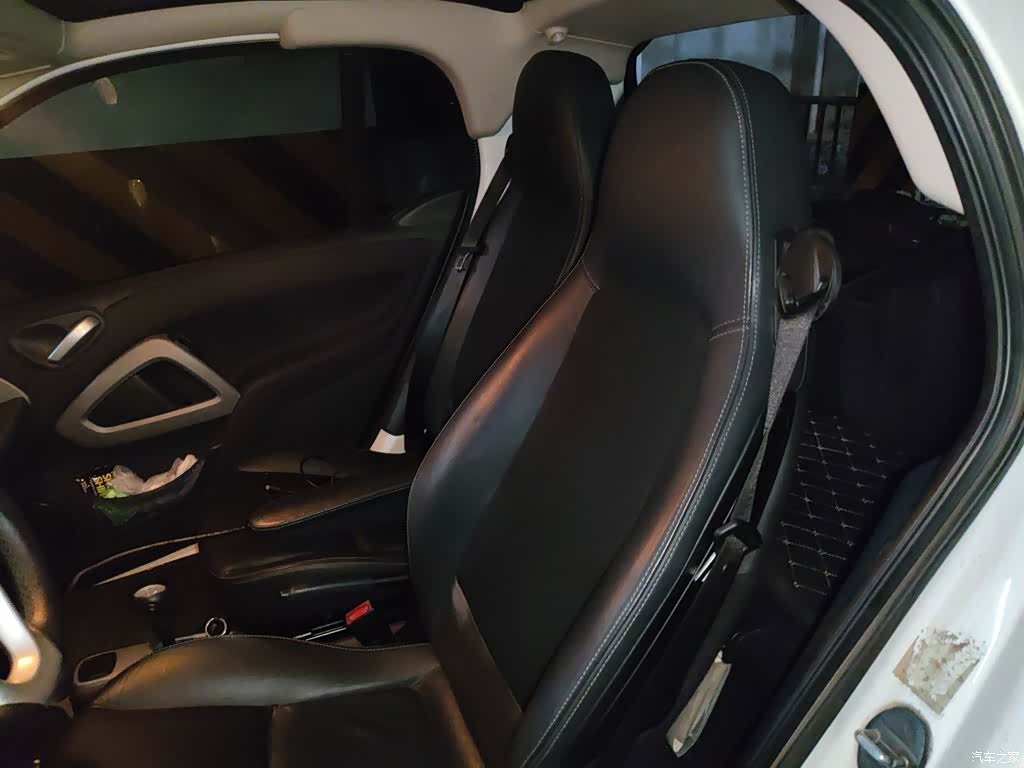 Smart Fortwo, 2015 14