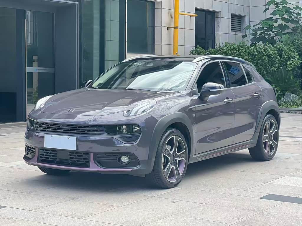 Lynk & Co 02