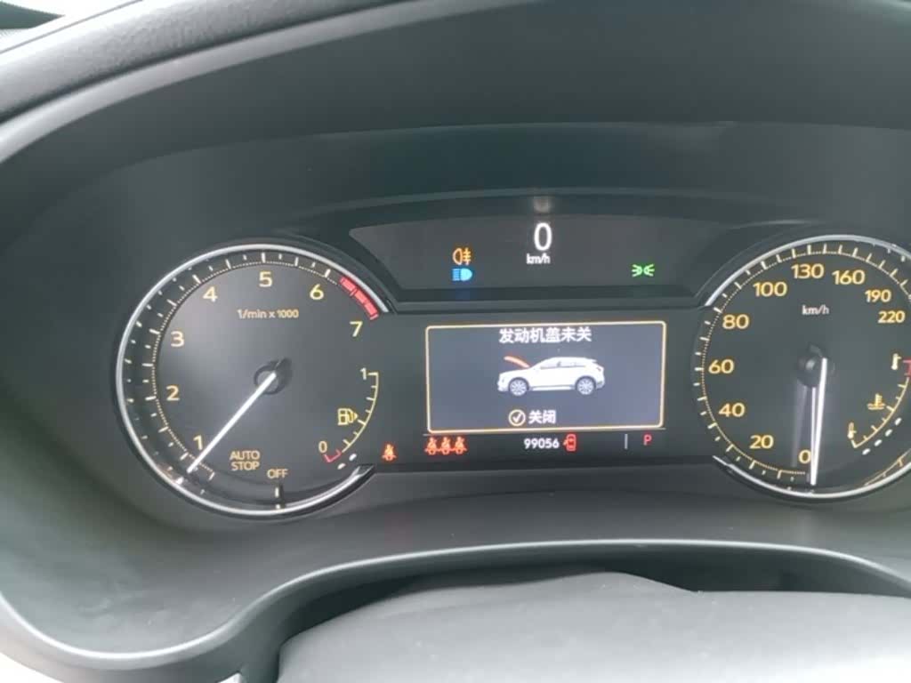 Cadillac XT4, 2020 12