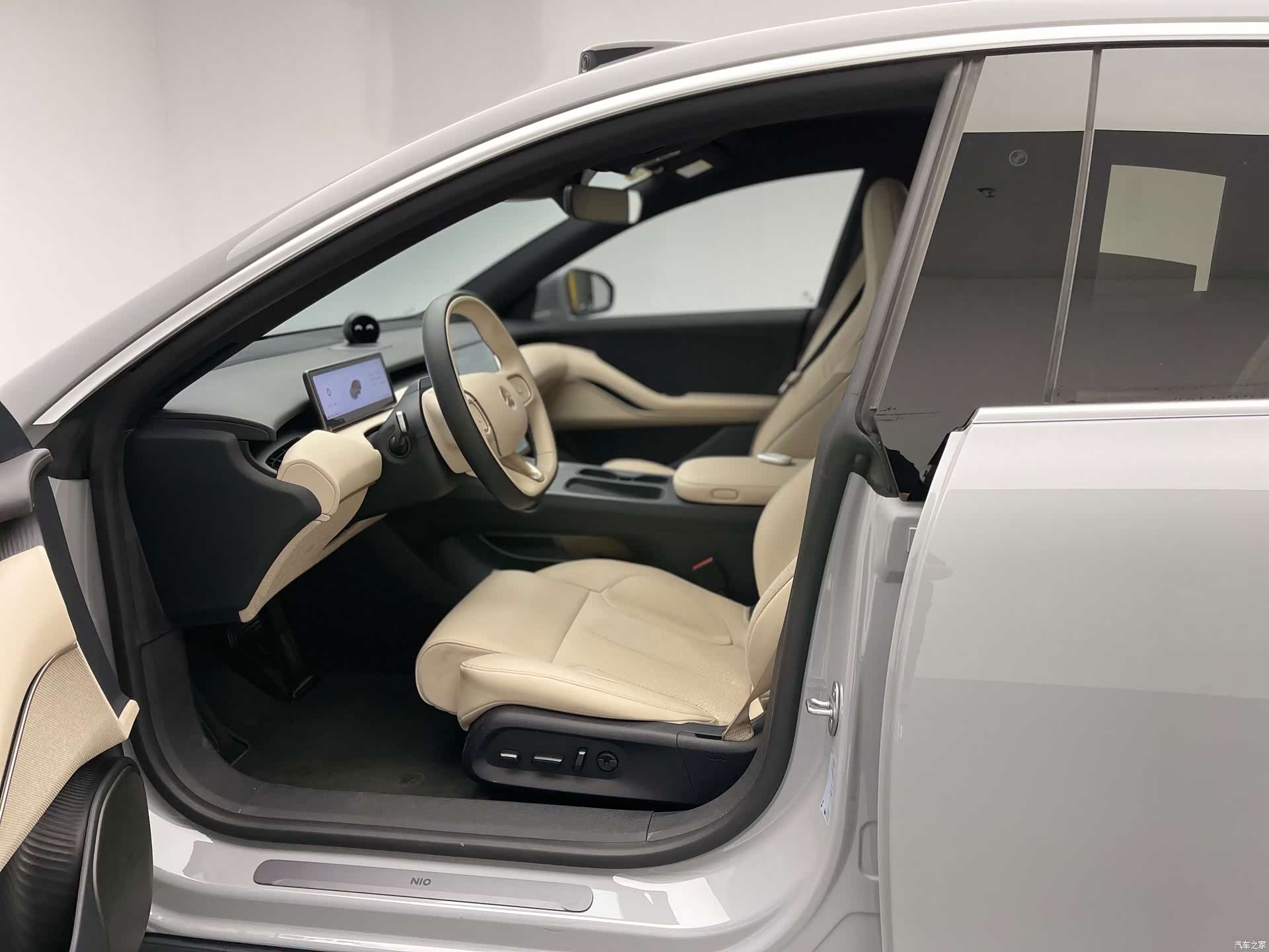 NIO ET5, 2024 12