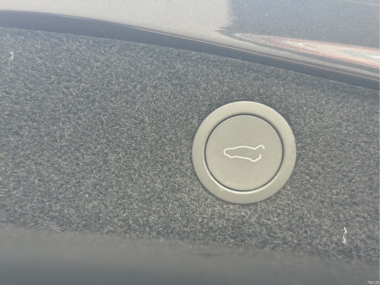 Tesla Model 3, 2025 14