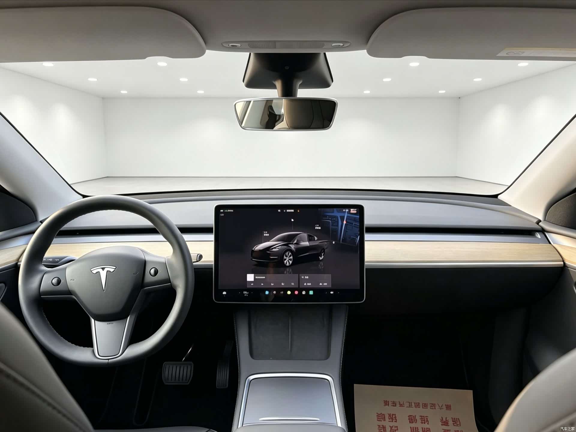 Tesla Model Y, 2023 все фото