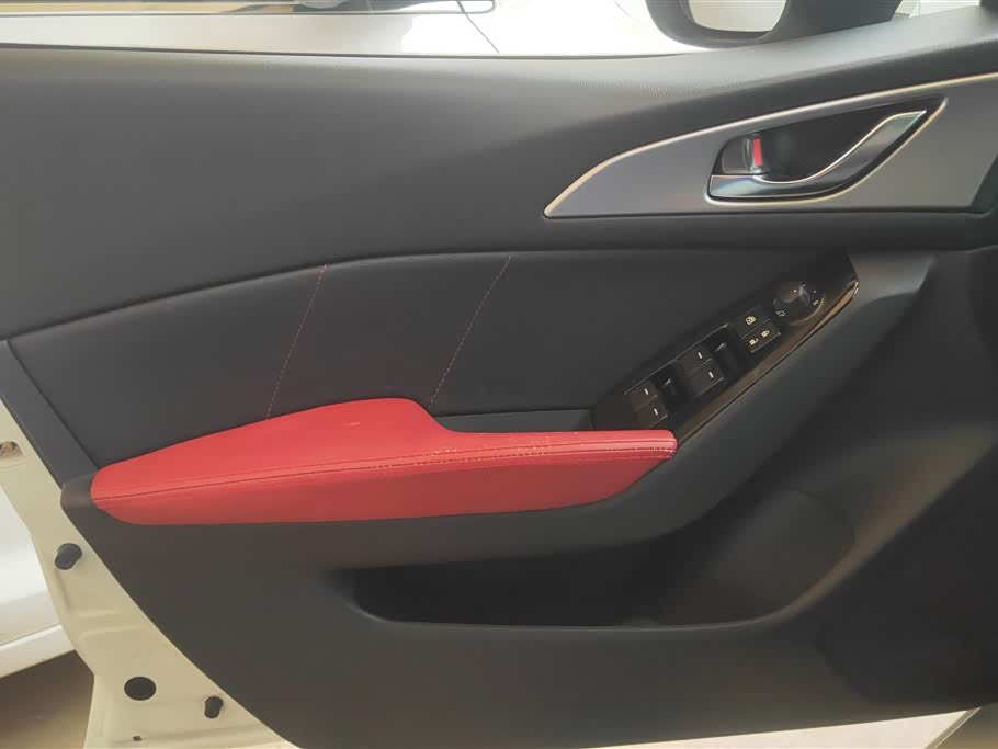 Mazda 3 Angkesaila Mazda 3 Angkesaila