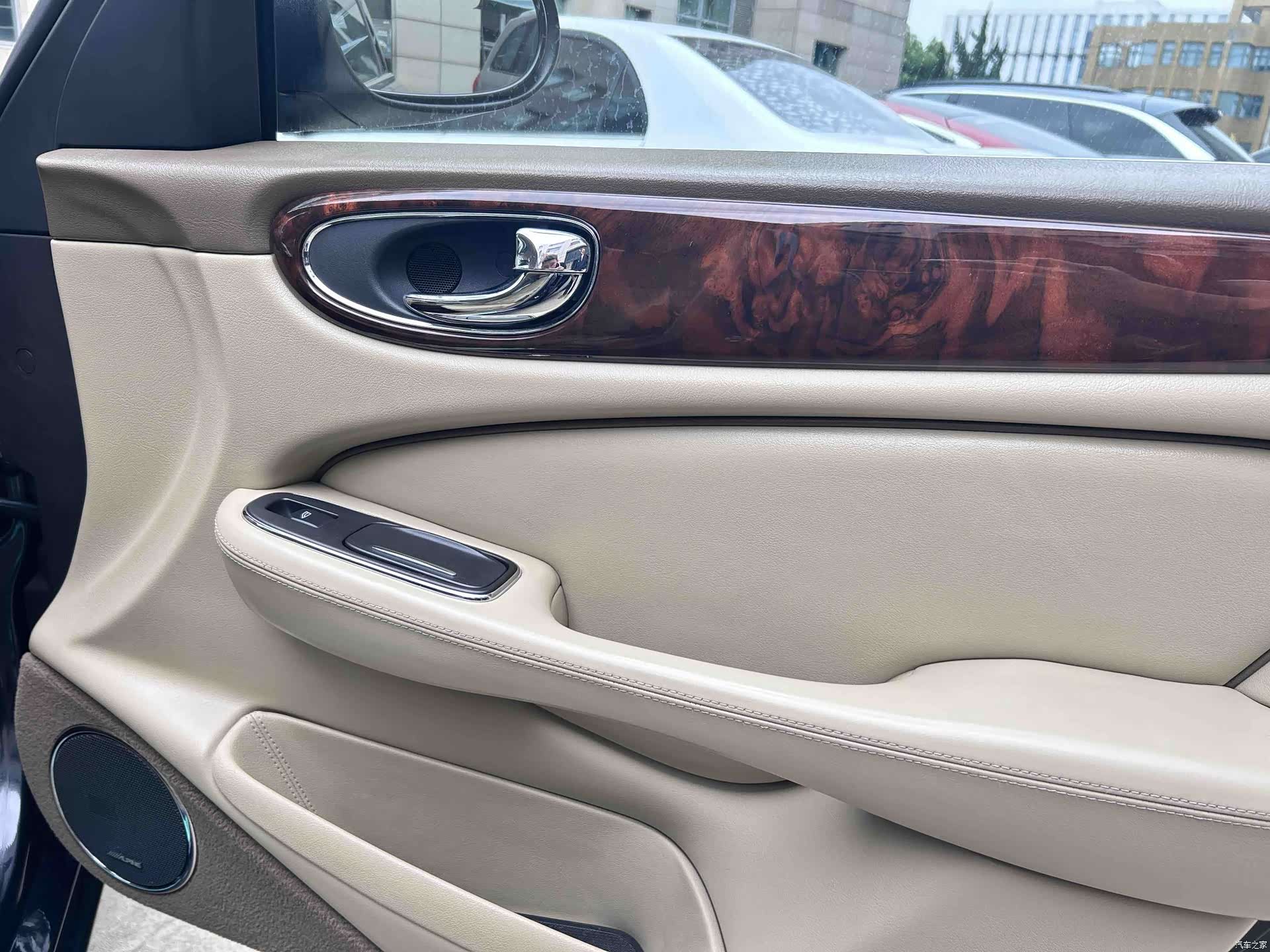 Jaguar XJ, 2006 22