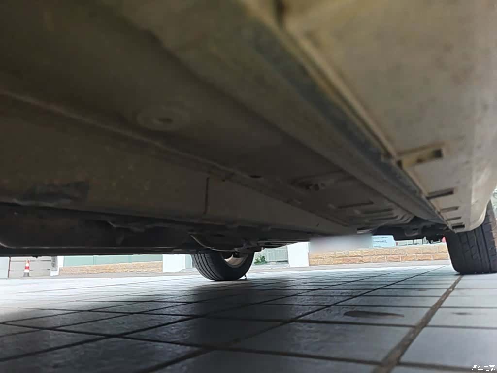 Geely Emgrand, 2019 8