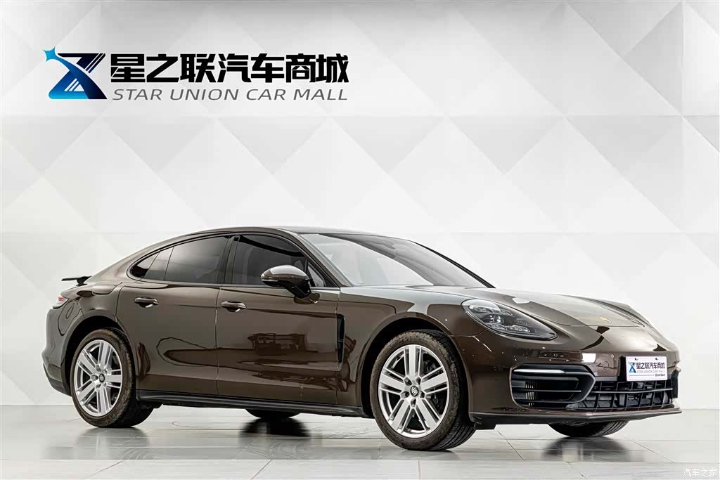 Porsche Panamera, 2022 все фото