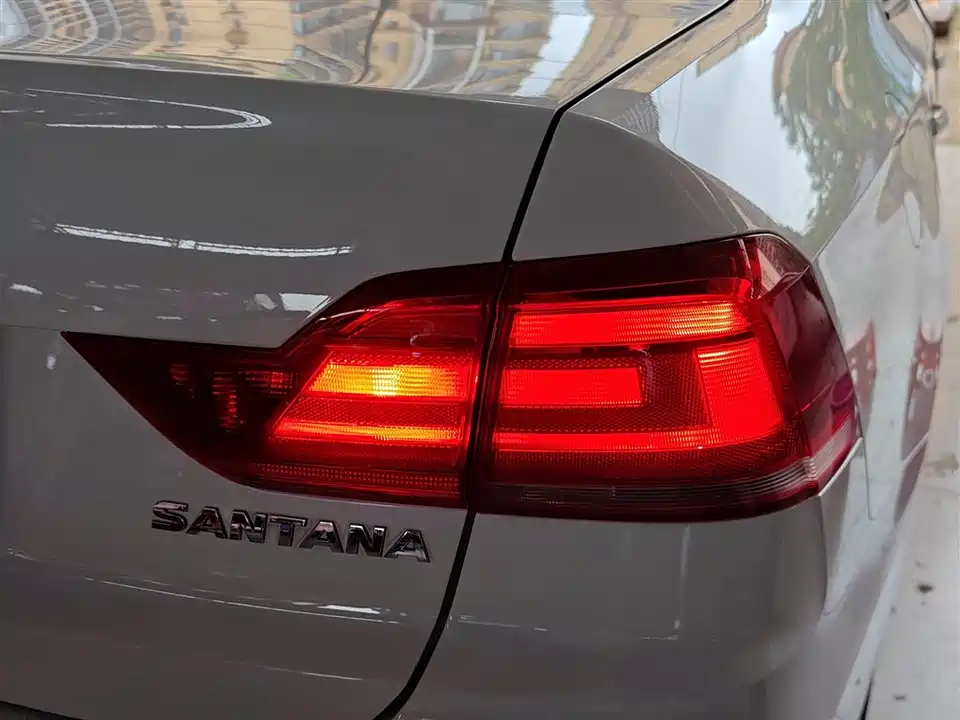 Volkswagen Santana