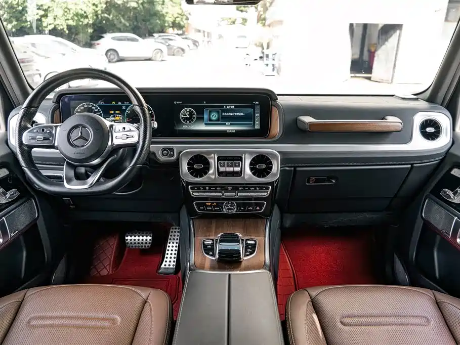 Mercedes-Benz G-class