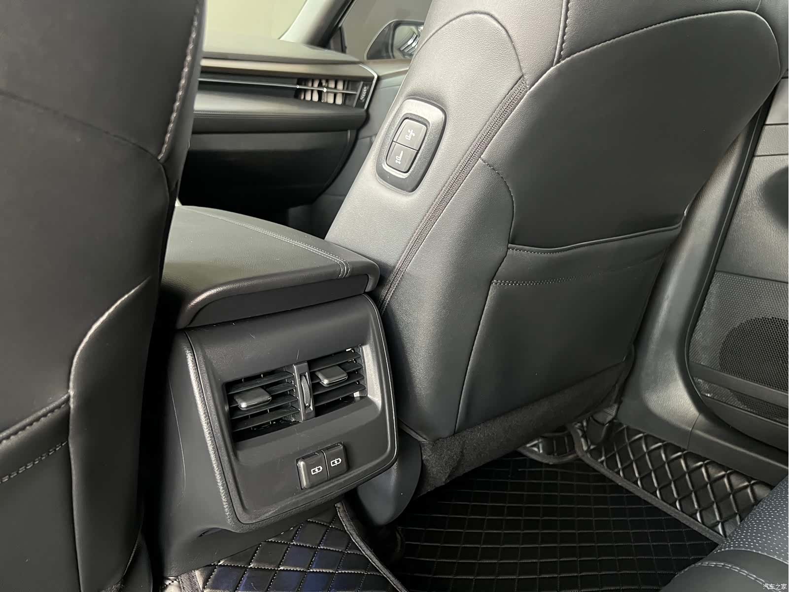 Toyota Avalon, 2023 9