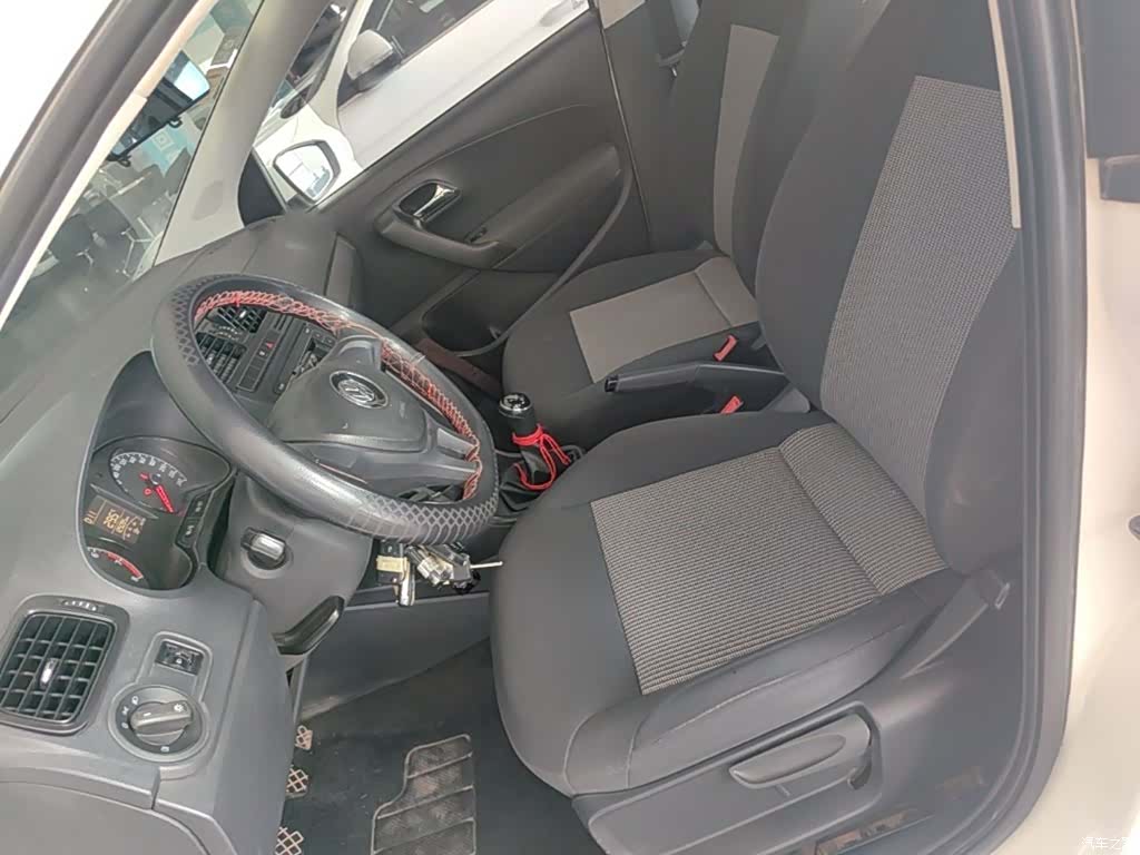 Volkswagen Polo, 2016 15