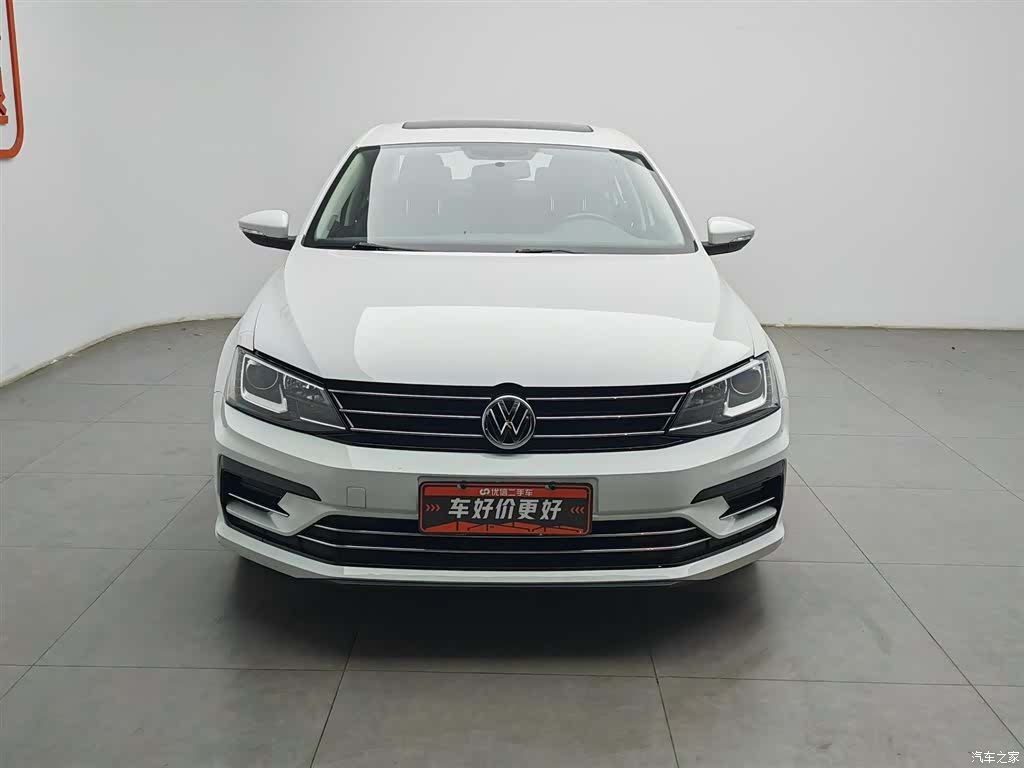 Volkswagen Sagitar, 2019 3