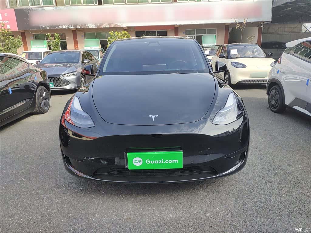 Tesla Model Y, 2022 19