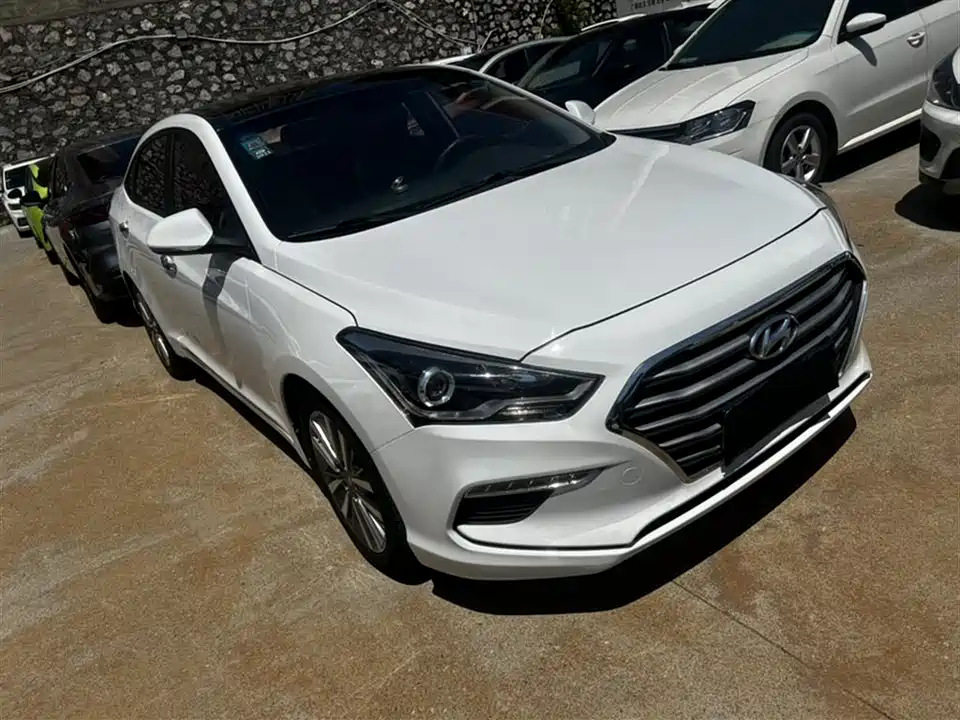 Hyundai Name picture