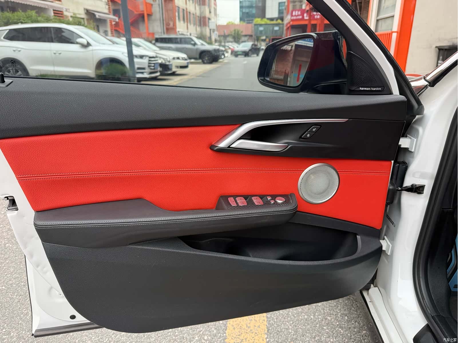 BMW 1 Series, 2023 9