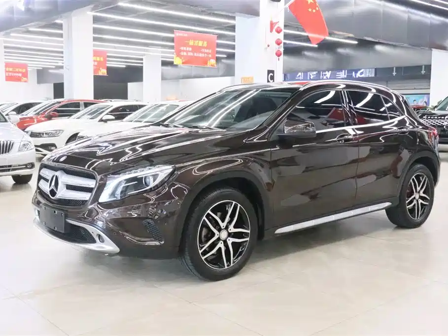Mercedes-Benz GLA