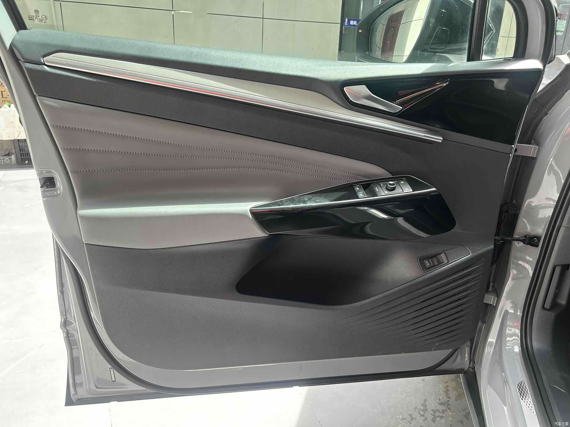 Volkswagen ID.4, 2023 9