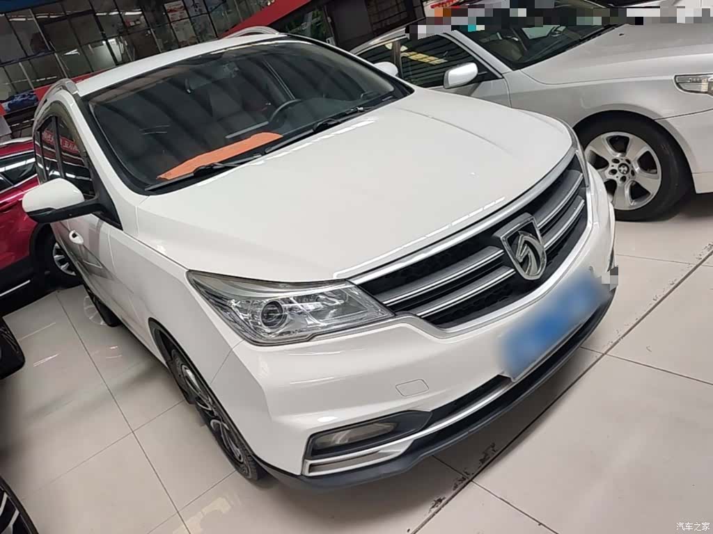 Wuling 730, 2021 4