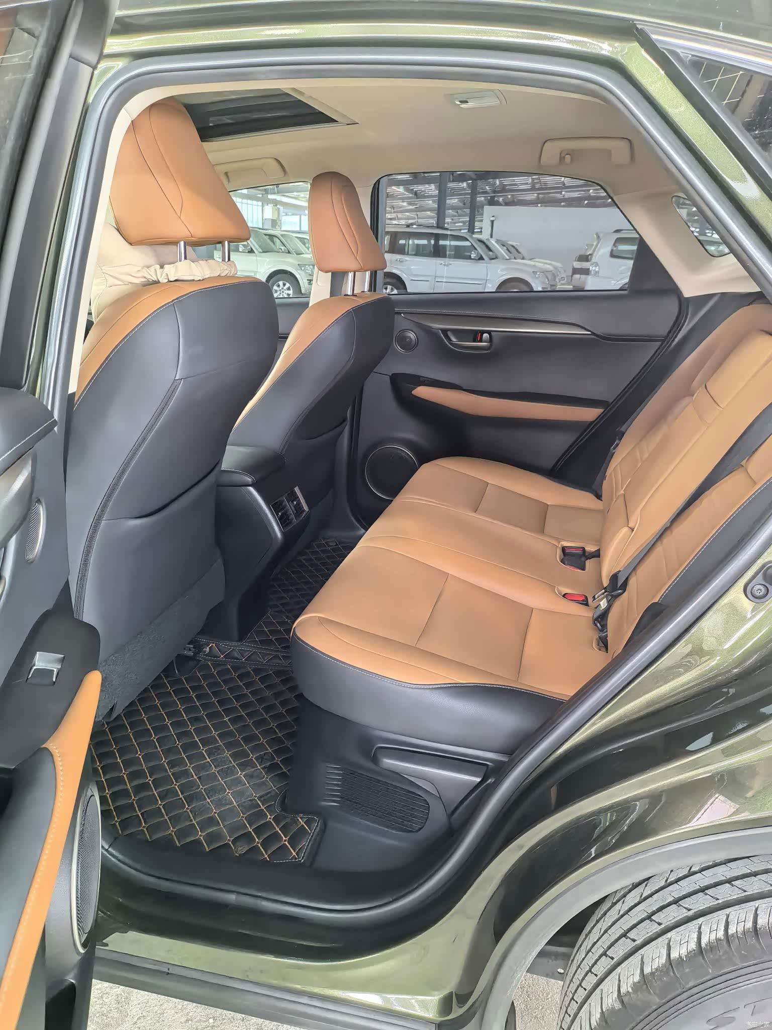 Lexus NX, 2020 10