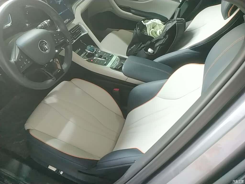 BYD Song, 2022 15